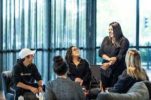 True Coaching place picture